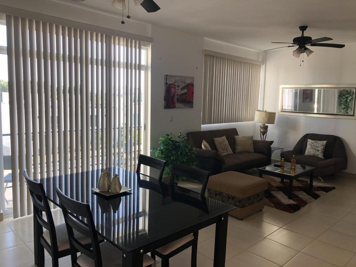 Apartmán Star Castell Playa del Carmen Exteriér fotografie